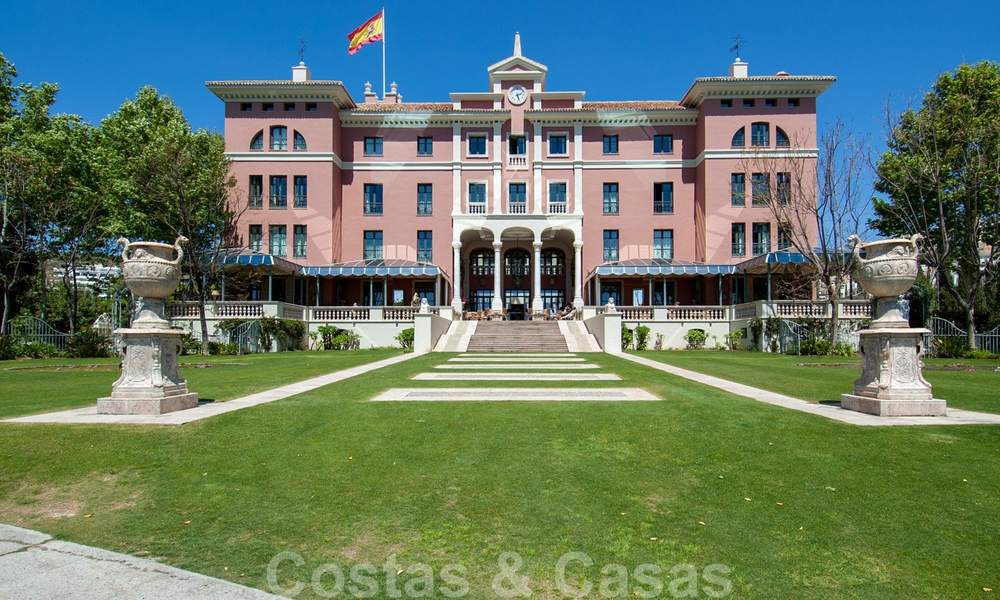 Luxe Appartementen te koop in Royal Flamingos met schitterend uitzicht over de golf en de zee in Marbella - Benahavis 23969