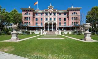Luxe Appartementen te koop in Royal Flamingos met schitterend uitzicht over de golf en de zee in Marbella - Benahavis 23969 