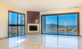 Moderne villa met prachtig berg- en zeezicht te koop in de heuvels van Oost-Marbella 23641 