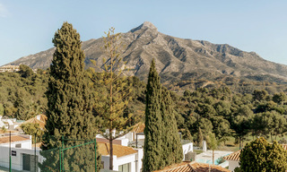 Elegant gerenoveerde schakelwoning te koop in Aloha, Nueva Andalucia, Marbella 23791 