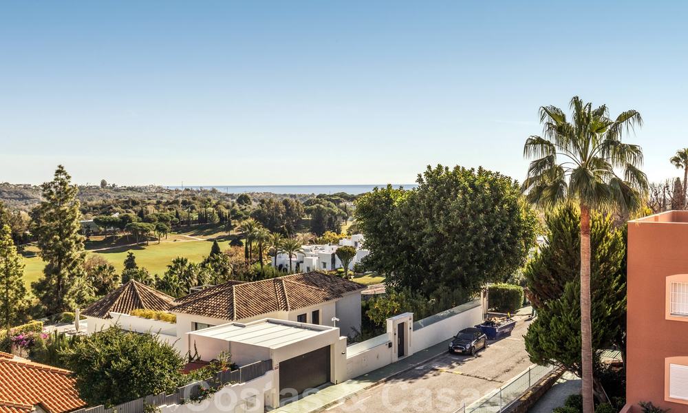 Elegant gerenoveerde schakelwoning te koop in Aloha, Nueva Andalucia, Marbella 23795