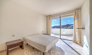 Ruime moderne luxe eerstelijnsgolf appartementen met een prachtig golf- en zeezicht te koop in Marbella - Benahavis 24069 