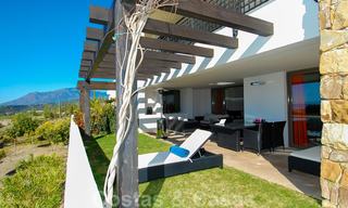 Moderne ruime luxeappartementen met golf- en zeezicht te koop in Marbella - Benahavis 24552 