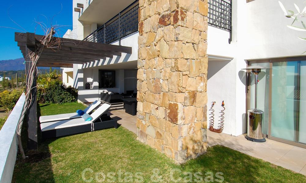 Moderne ruime luxeappartementen met golf- en zeezicht te koop in Marbella - Benahavis 24555