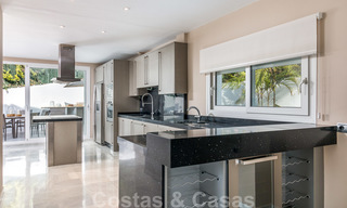 Stijlvolle luxe villa in Art Deco stijl te koop in Nueva Andalucia, Marbella. Dringende verkoop! 24165 