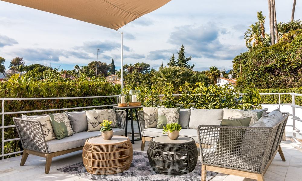 Stijlvolle luxe villa in Art Deco stijl te koop in Nueva Andalucia, Marbella. Dringende verkoop! 24170