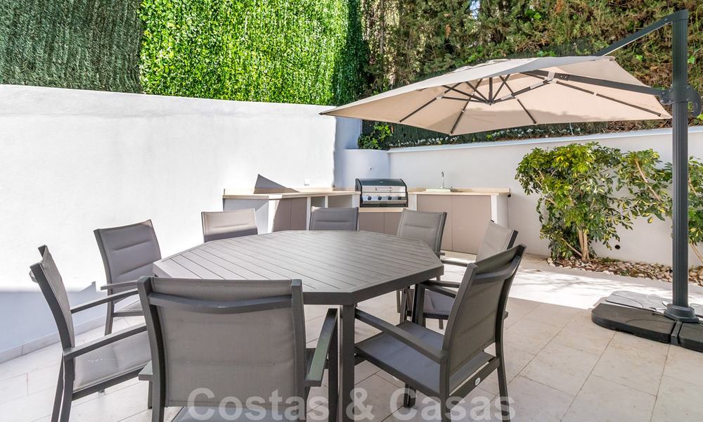 Stijlvolle luxe villa in Art Deco stijl te koop in Nueva Andalucia, Marbella. Dringende verkoop! 24175