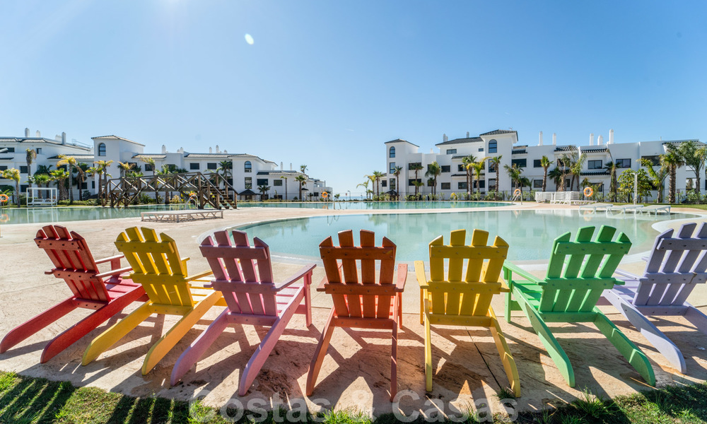 Elegante, nieuwe moderne appartementen met panoramisch berg- en zeezicht te koop in de heuvels van Estepona 24379