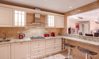 Luxe appartement in een eerstelijnstrand complex te koop in San Pedro Playa, op loopafstand van het voorzieningen en het centrum van San Pedro, Marbella 24339 