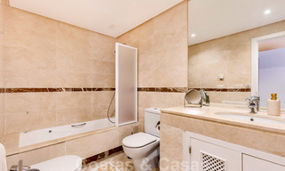 Luxe appartement in een eerstelijnstrand complex te koop in San Pedro Playa, op loopafstand van het voorzieningen en het centrum van San Pedro, Marbella 24344 