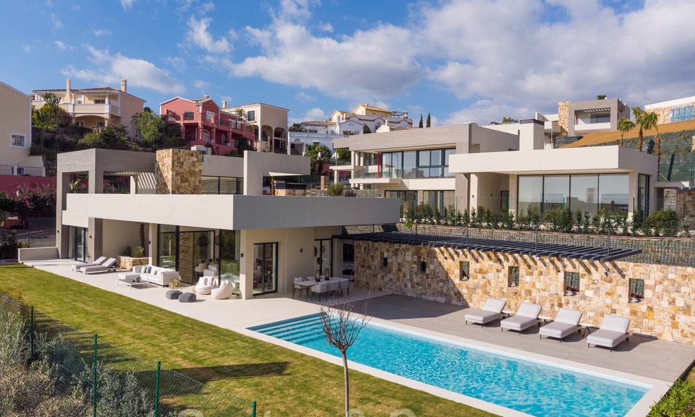 Hedendaagse moderne nieuwbouw villa´s te koop in Nueva Andalucia, Marbella 24469