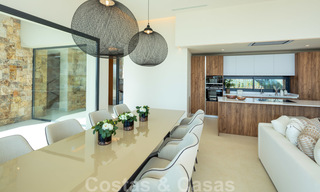 Hedendaagse moderne nieuwbouw villa´s te koop in Nueva Andalucia, Marbella 24481 