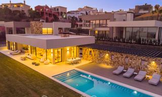 Hedendaagse moderne nieuwbouw villa´s te koop in Nueva Andalucia, Marbella 24482 