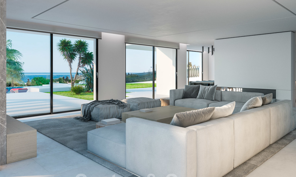 Exclusieve, hedendaagse villa te koop met panoramisch zeezicht, vlakbij het strand in Oost Marbella 24598