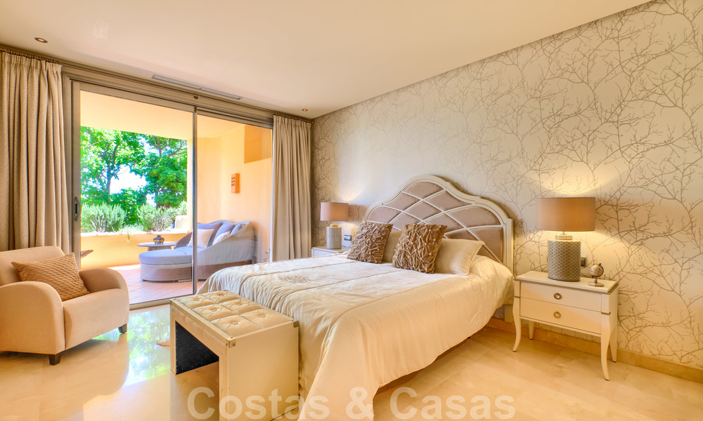 Luxe appartement te koop in prestigieus complex aan de Golden Mile te Marbella 24818
