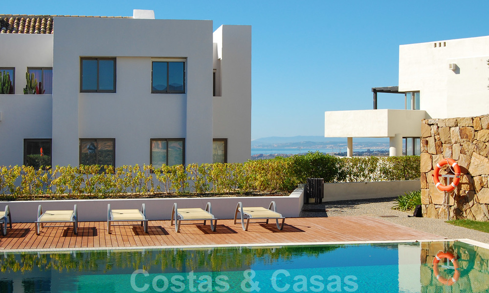 Alanda Los Flamingos Golf: Moderne ruime luxeappartementen met golf- en zeezicht te koop in Marbella - Benahavis 24692