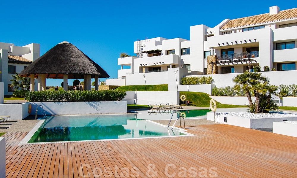 Alanda Los Flamingos Golf: Moderne ruime luxeappartementen met golf- en zeezicht te koop in Marbella - Benahavis 24698