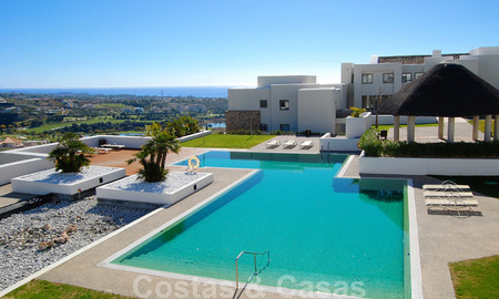 Alanda Los Flamingos Golf: Moderne ruime luxeappartementen met golf- en zeezicht te koop in Marbella - Benahavis 24702