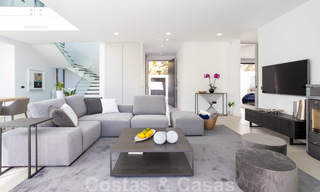VERKOCHT. Prachtige moderne villa nabij het strand, klaar om te bewonen, Marbella Oost. Prijsverlaging 24790 