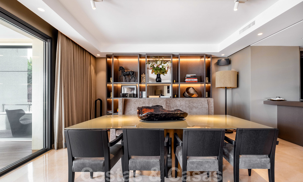 Exclusief modern appartement te koop met een eigentijds luxueus interieur in Sierra Blanca, Golden Mile, Marbella 24974