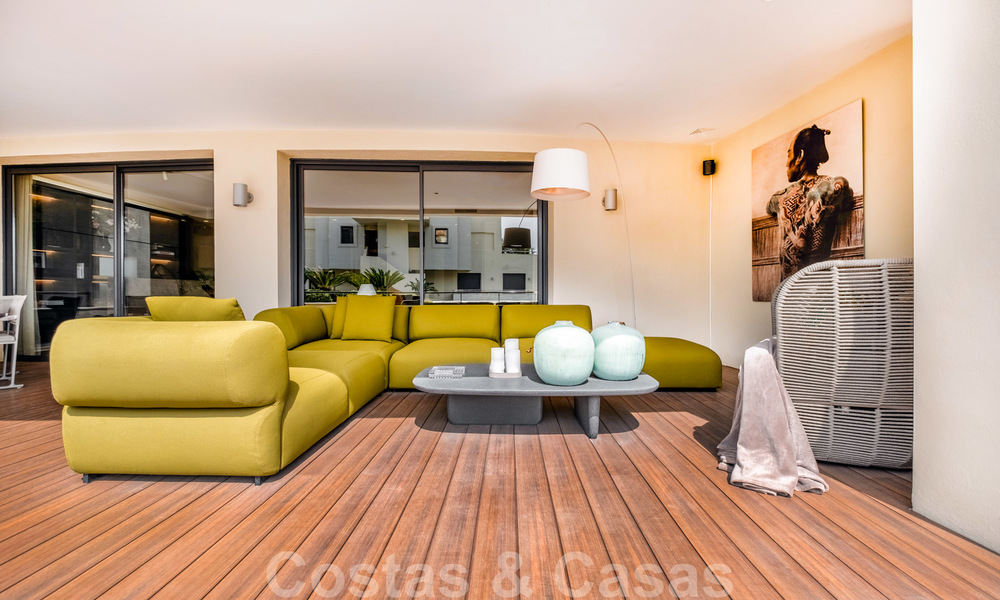 Exclusief modern appartement te koop met een eigentijds luxueus interieur in Sierra Blanca, Golden Mile, Marbella 24982