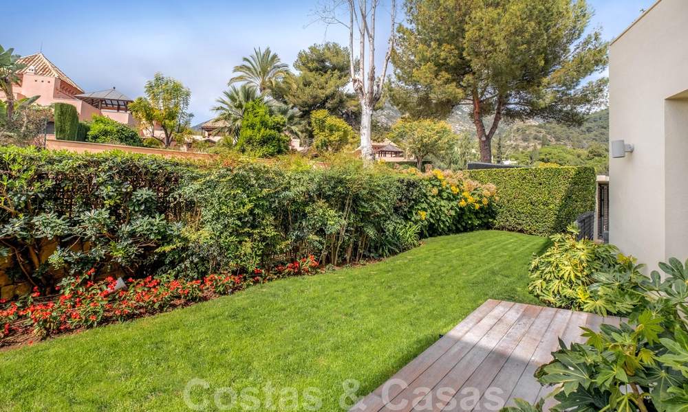 Exclusief modern appartement te koop met een eigentijds luxueus interieur in Sierra Blanca, Golden Mile, Marbella 24986