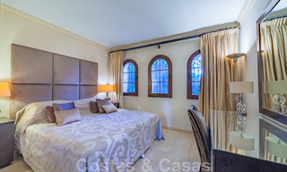 Grote luxe villa te koop met schitterend panoramisch uitzicht over de golfvallei, de bergen en de Middellandse Zee in Nueva Andalucia, Marbella 25039 