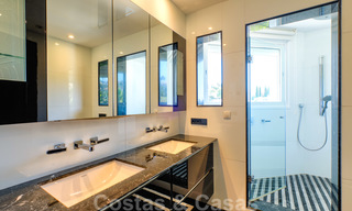 Instapklare villa in klassieke stijl te koop in het gegeerde Nueva Andalucia, Marbella 25083 