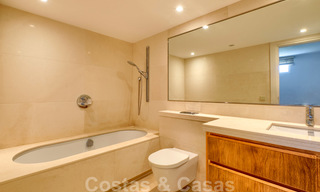 Instapklare villa in klassieke stijl te koop in het gegeerde Nueva Andalucia, Marbella 25089 