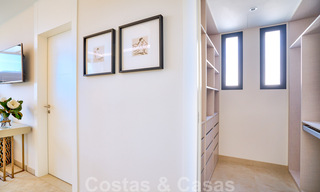 Moderne, halfvrijstaande villa's te koop op 300 meter van het strand - Puerto Banus, Marbella 31659 