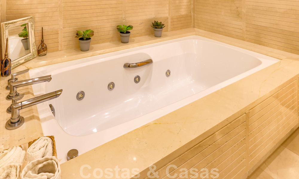 Mansion Club: Luxeappartementen te koop in prestigieus complex aan de Golden Mile te Marbella 25326