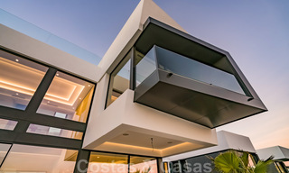 Nieuwe indrukwekkende hedendaagse luxe villa te koop met prachtig golf- en zeezicht in Marbella - Benahavis 25789 