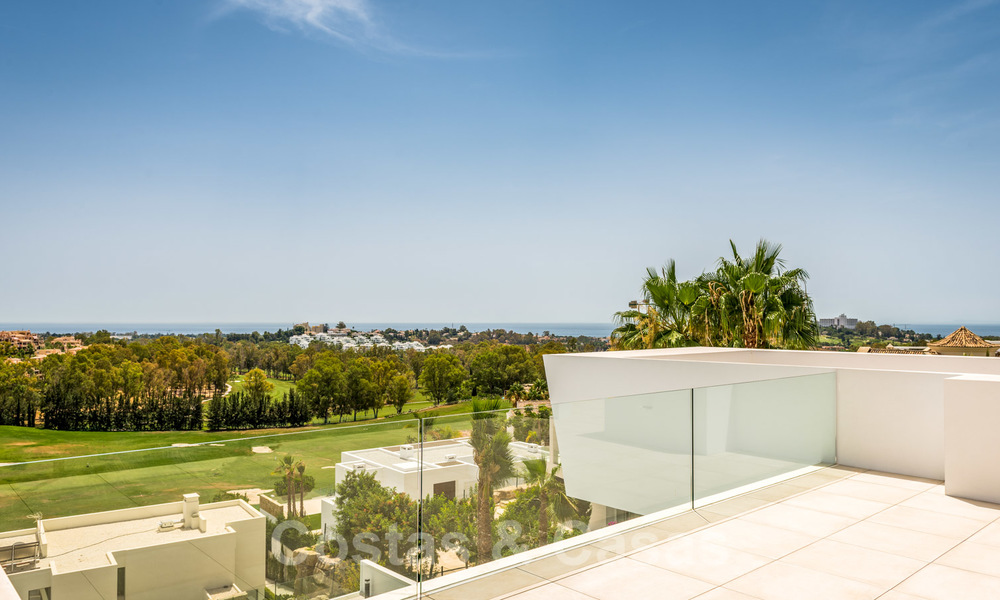 Nieuwe indrukwekkende hedendaagse luxe villa te koop met prachtig golf- en zeezicht in Marbella - Benahavis 25800