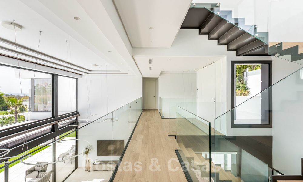 Nieuwe indrukwekkende hedendaagse luxe villa te koop met prachtig golf- en zeezicht in Marbella - Benahavis 25804