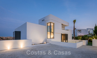 Nieuwe indrukwekkende hedendaagse luxe villa te koop met prachtig golf- en zeezicht in Marbella - Benahavis 25805 