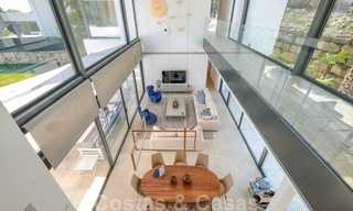 Instapklare nieuwe moderne luxe villa te koop, direct aan de golfbaan gelegen in Marbella - Benahavis 35394 
