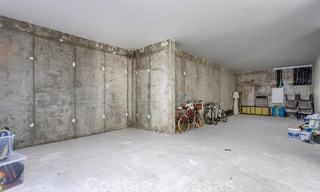 Instapklare nieuwe moderne luxe villa te koop, direct aan de golfbaan gelegen in Marbella - Benahavis 35440 