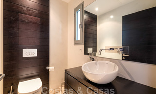 Moderne villa met panoramisch golf- en zeezicht te koop in Los Flamingos Golf in Marbella - Benahavis 26029 