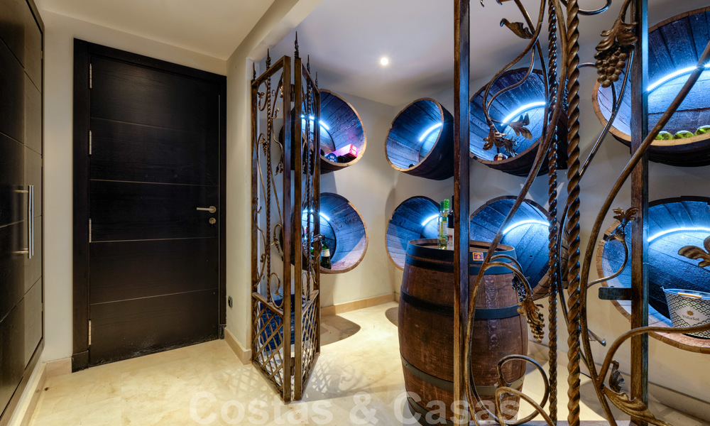 Moderne villa met panoramisch golf- en zeezicht te koop in Los Flamingos Golf in Marbella - Benahavis 26038