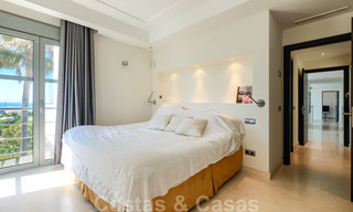 Moderne villa met panoramisch golf- en zeezicht te koop in Los Flamingos Golf in Marbella - Benahavis 26039 