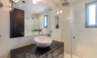 Moderne villa met panoramisch golf- en zeezicht te koop in Los Flamingos Golf in Marbella - Benahavis 26040 