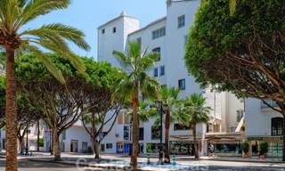 Volledig gerenoveerd modern luxe appartement te koop in de jachthaven van Puerto Banus, Marbella 26219 