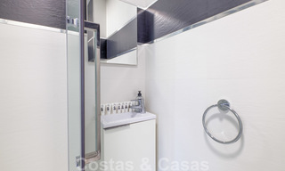 Volledig gerenoveerd modern luxe appartement te koop in de jachthaven van Puerto Banus, Marbella 26225 