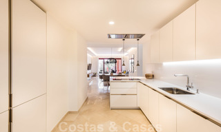 4 slaapkamer Penthouse te koop met zeezicht in een strandcomplex in Marbella oost 26385 