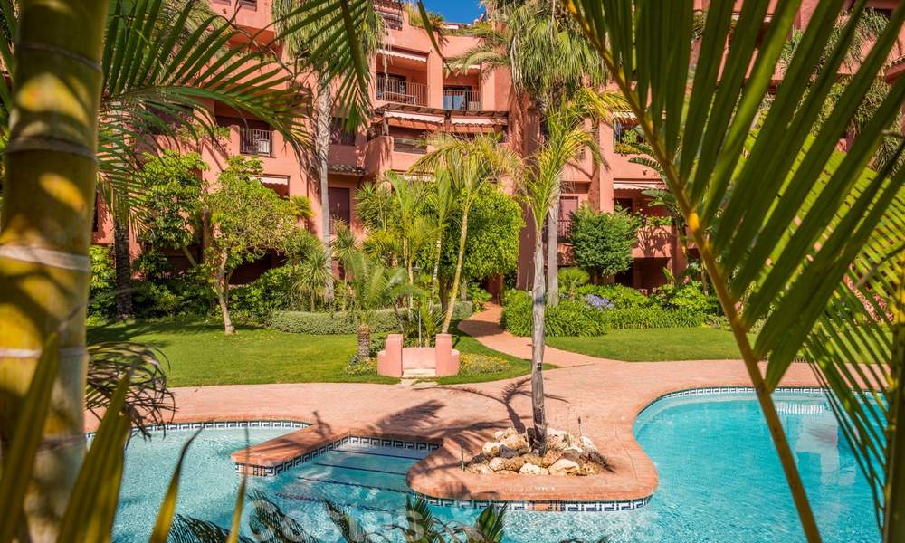 4 slaapkamer Penthouse te koop met zeezicht in een strandcomplex in Marbella oost 26394