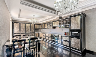 Luxe villa met panoramisch zeezicht te koop in Sierra Blanca, Marbella 26404 