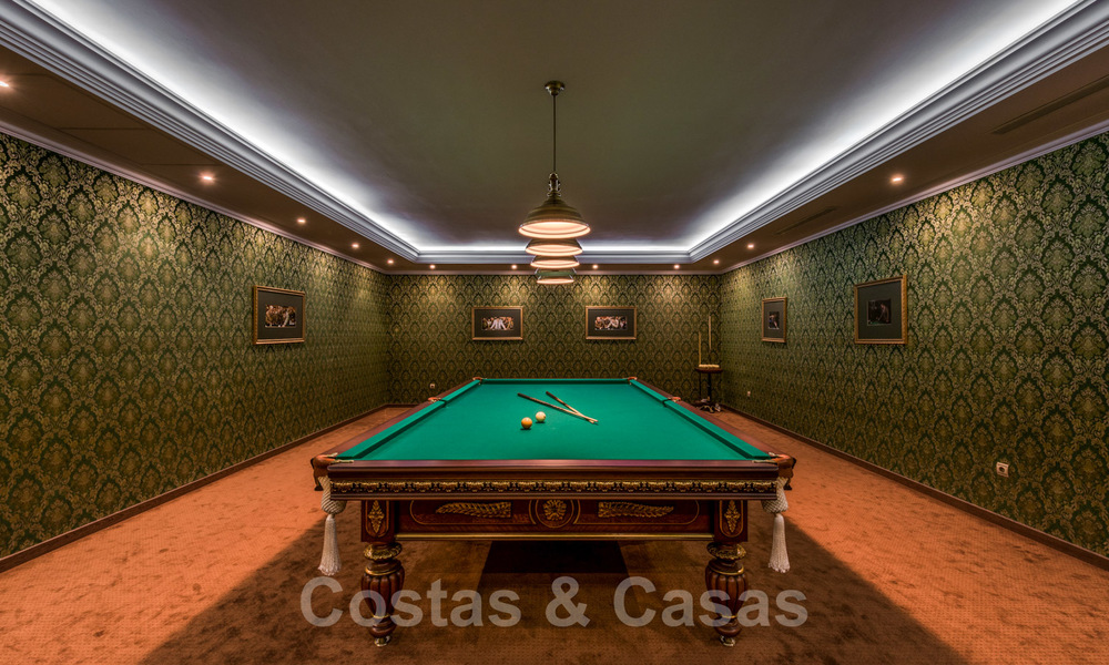 Luxe villa met panoramisch zeezicht te koop in Sierra Blanca, Marbella 26420