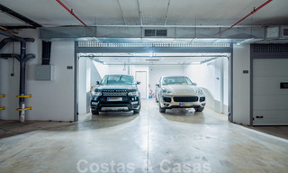 Moderne schakelvilla te koop in het exclusieve Sierra Blanca, Marbella. De goedkoopste in het complex. 26456 