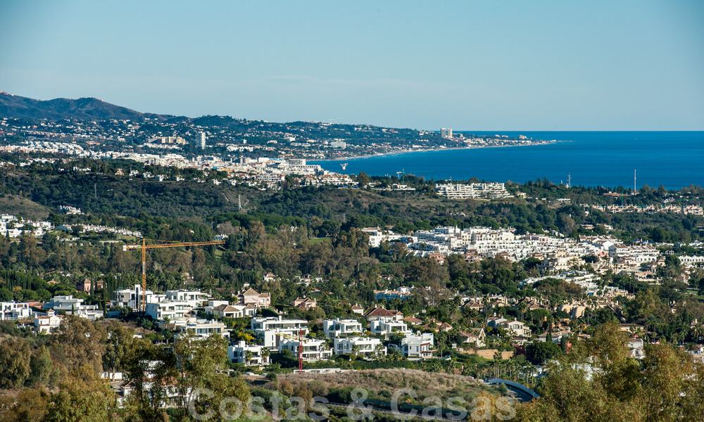 Instapklaar ruim appartement met panoramisch uitzicht op de kust en de zee in Benahavis - Marbella 31022