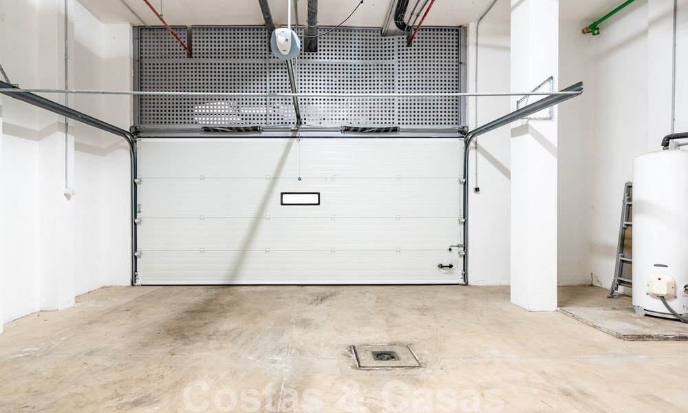 Moderne luxe hoekwoning met zeezicht te koop in het exclusieve Sierra Blanca, Marbella 27150